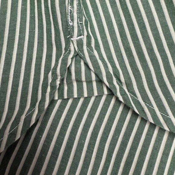 Men's NAUTICA Striped Short Sleeve Button Down‎ Dress Shirt- Size Large - Picture 9 of 10